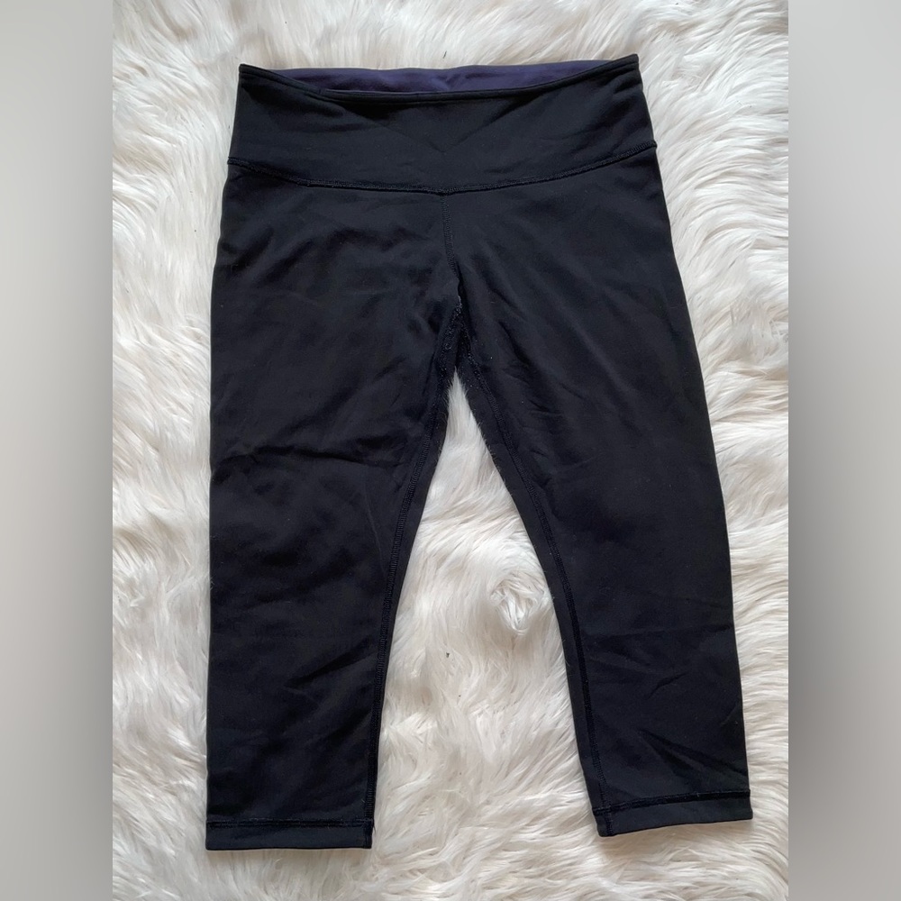 Lululemon reversible wunder under leggings black blue crop size 10 Lulu legging